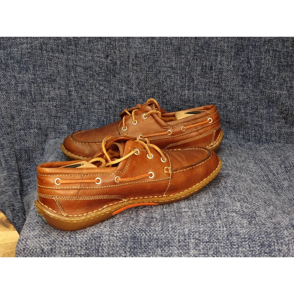 Born Mens 9 EU 42.5 Brown Leather Boat Shoes Moc Toe 3 Eye Deck Loafers MG056